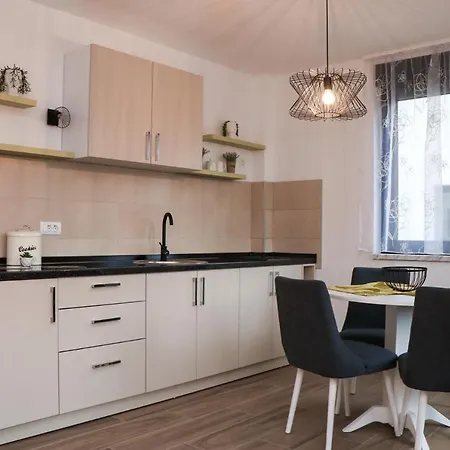 Ravna Planina Apartamento *